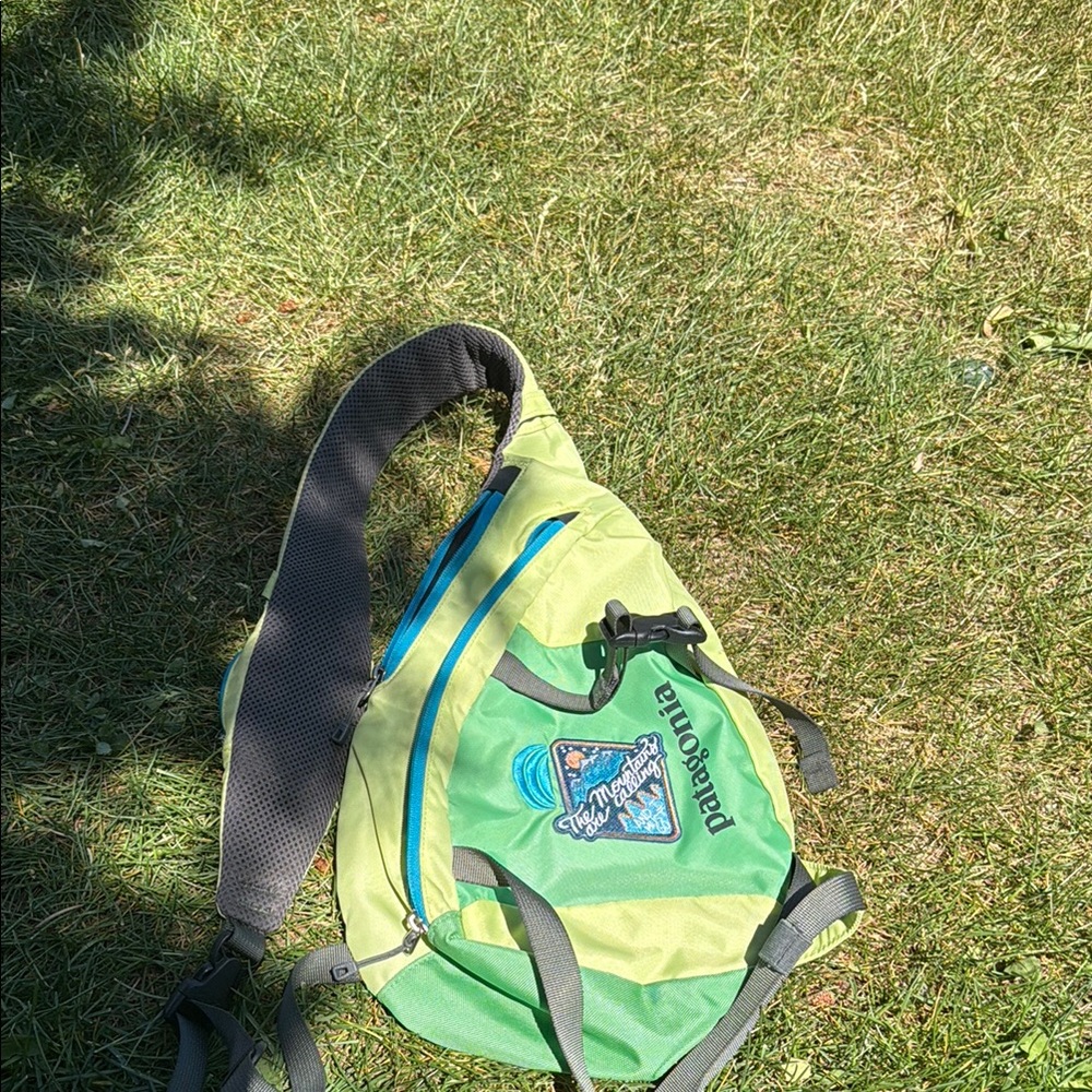 Patagonia Green Sling Bag - Lightweight Men’s Crossbody